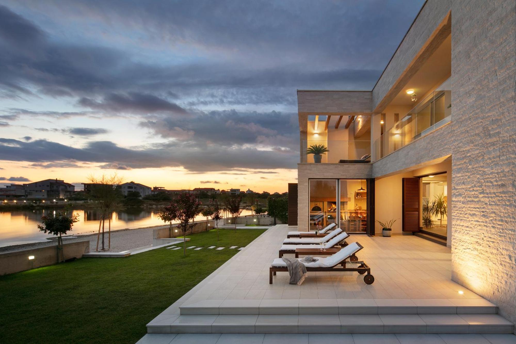 Salis Villa *